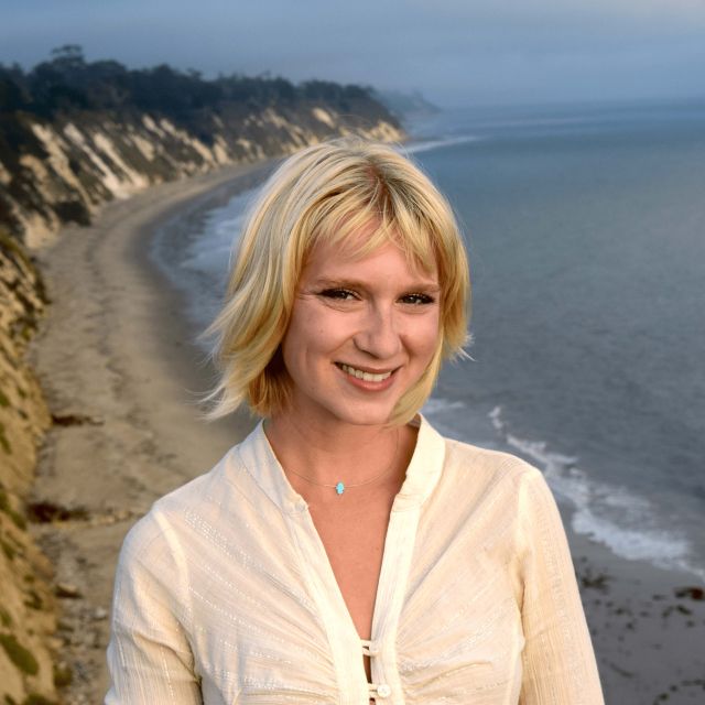 Ariella with the beach in the background